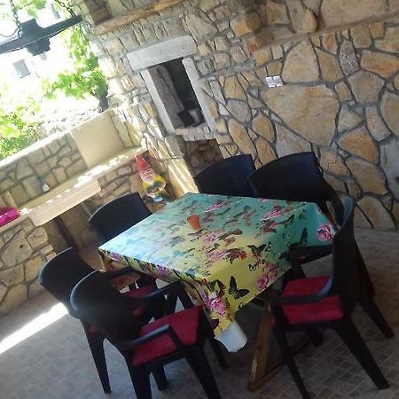 Holiday Home Nora**** Loznati Cres Exteriör bild