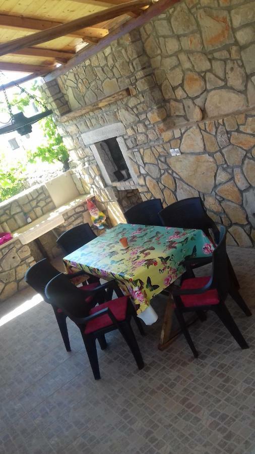 Holiday Home Nora**** Loznati Cres Exteriör bild